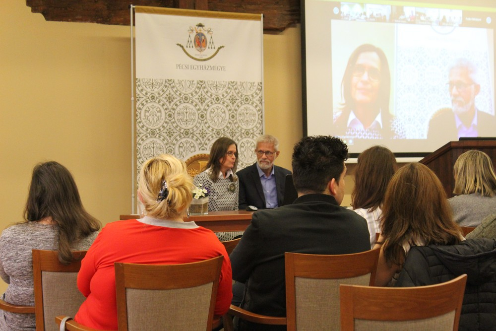 176_KatInt-oszi-konferencia-02