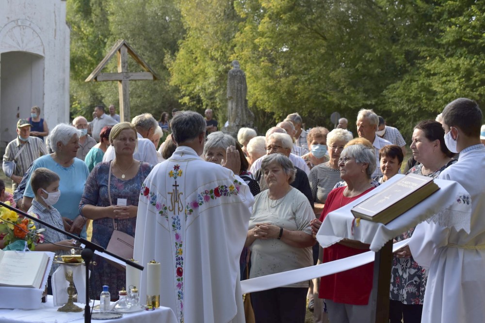 Papdi_kápolna_2_Egyedi
