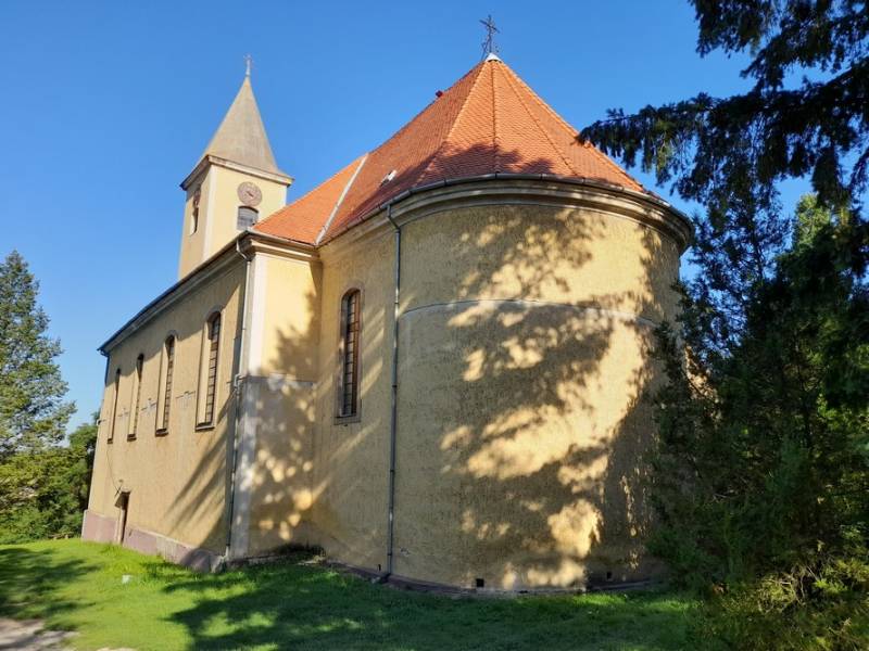 thumb_361_magyarszek_templom_kulso_em