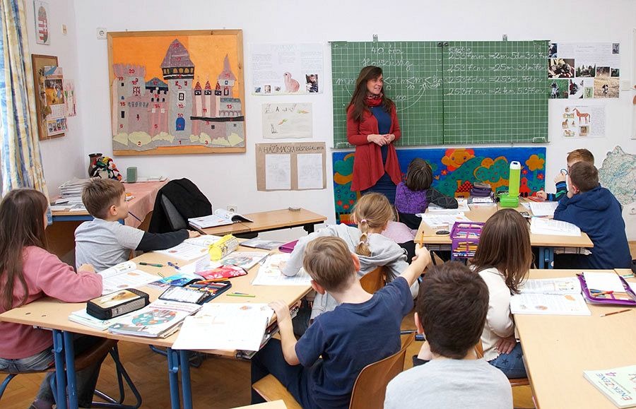 imgi_17_1526_7958_zoomed_kissne-gruber-adrienn