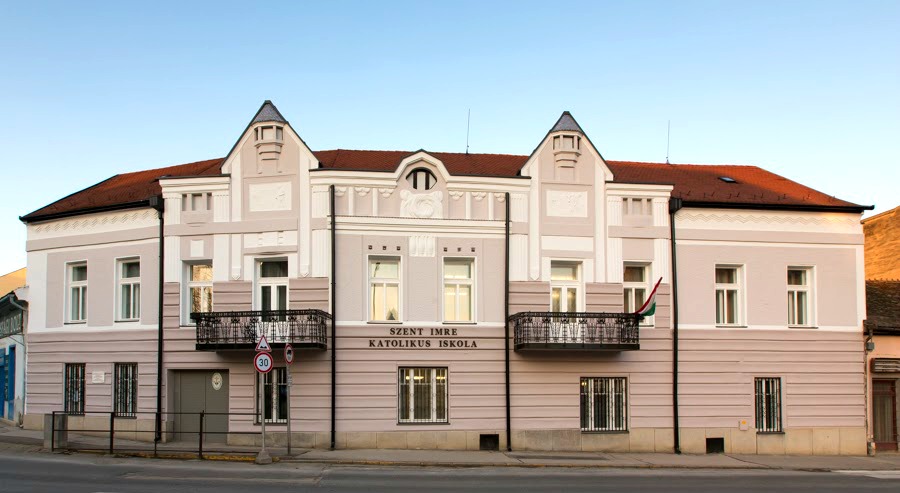 siklos-web-20160119-22 (1)