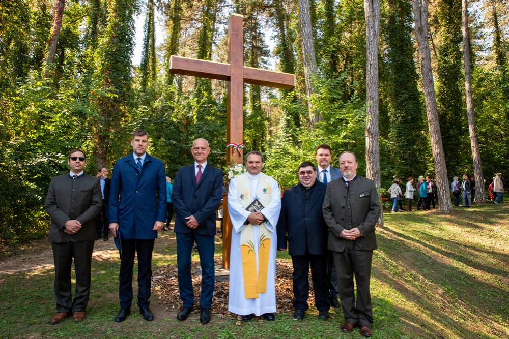 152_Tamasi-kereszt-megaldasa-63