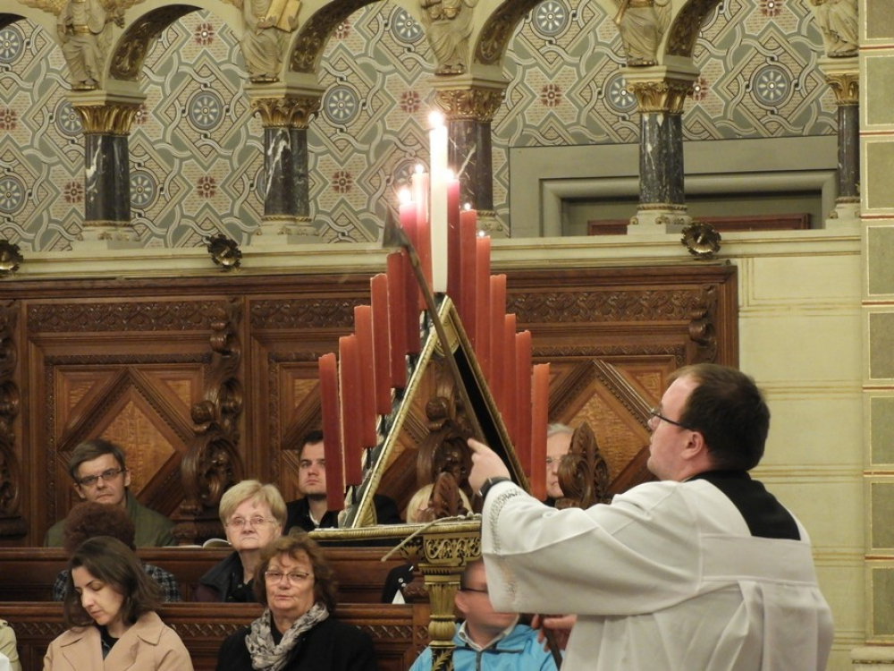 308_Sotetzsolozsma-2022-103