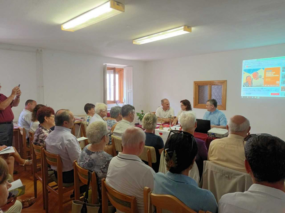 362_Szigetvr_csaldok3