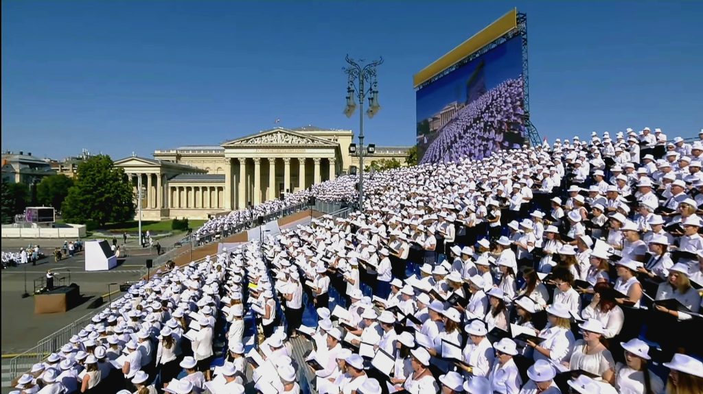 A-kozossegben-megenekelt-hit-NEK