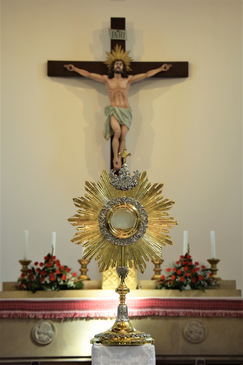 Báta-Oltáriszentség_Egyedi