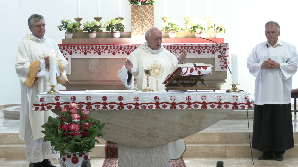 Jézus_szíve_búcsú_Bátán_5_Egyedi