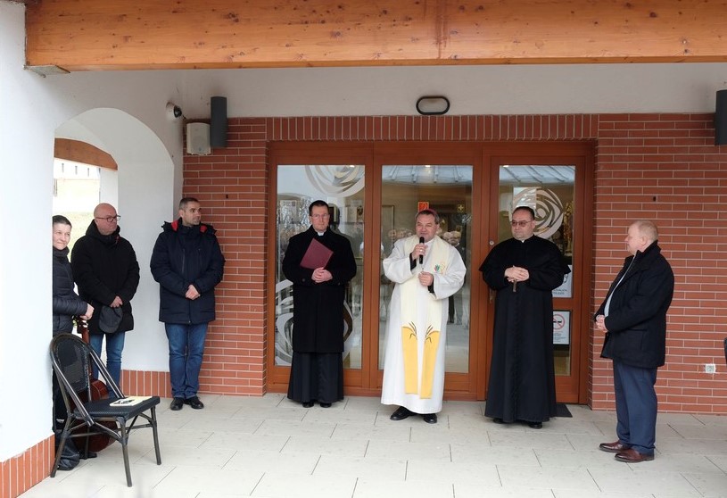 Mariagyud-kegytargybolt-096