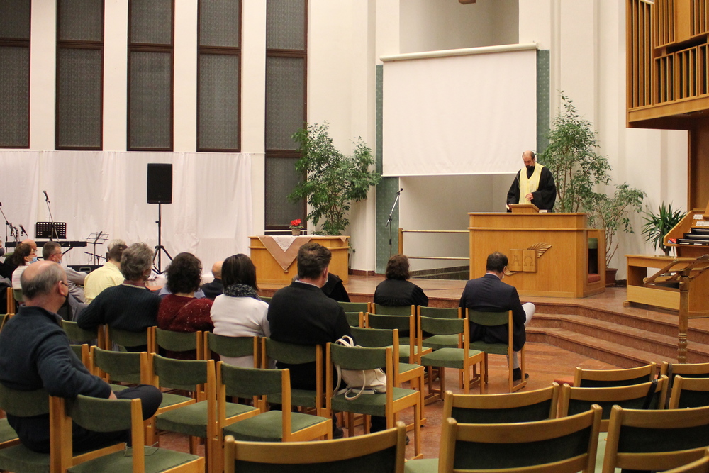 Okumenikus-imahet-5-nyito-b