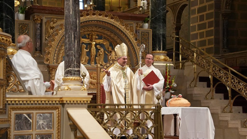 Szent-Istvan-szentmise-2022-151