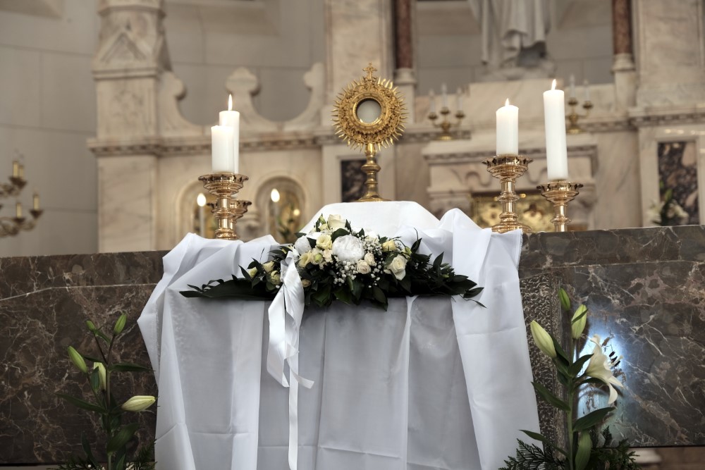 világméretű_szentségimádás_Pius-templom_12_Egyedi (1)