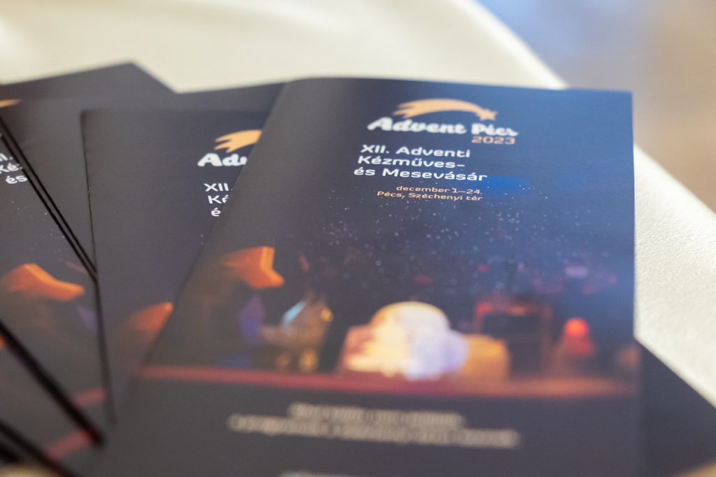 2023_11_advent_sajto_02