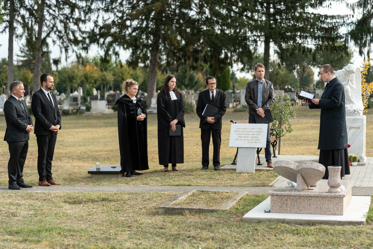 2025_10_15_Meg_nem_gyertya_09