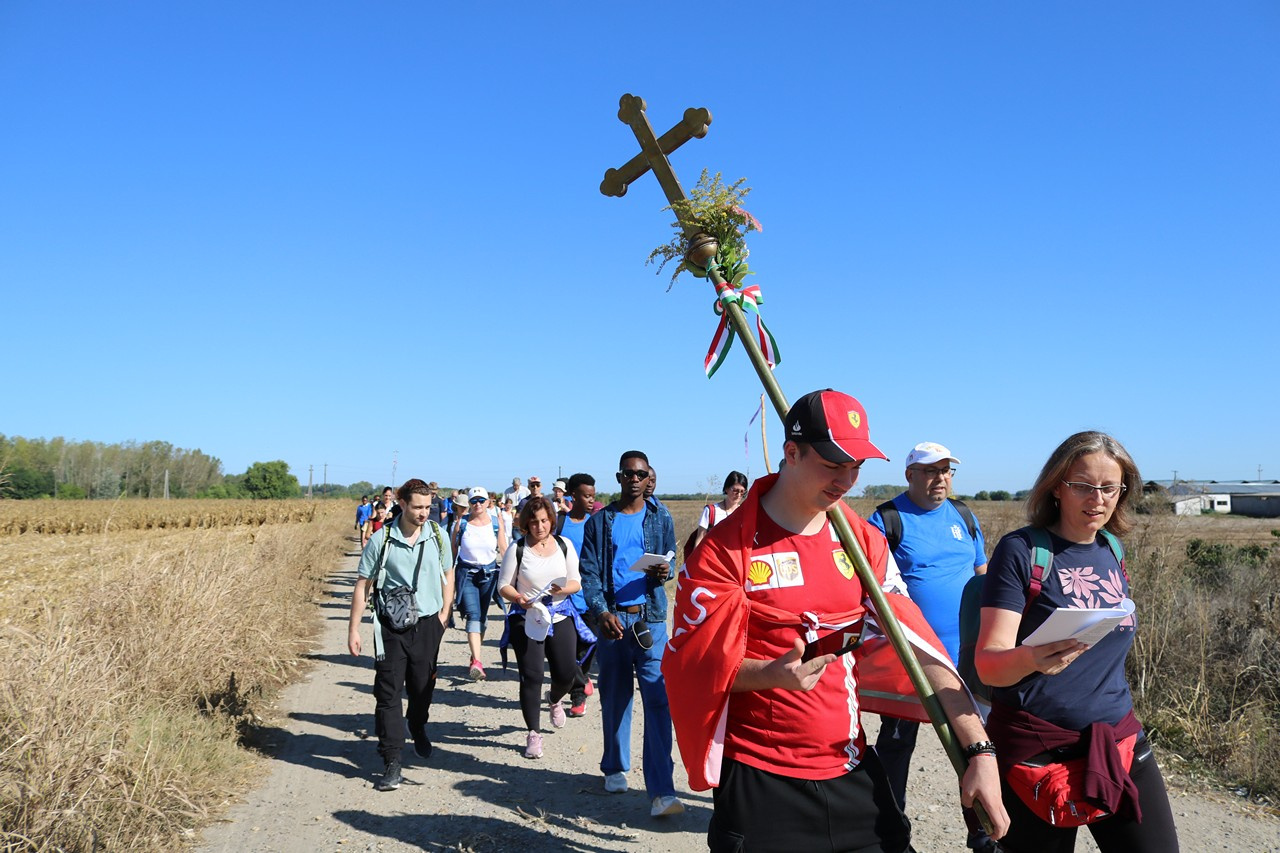 225_09_20_batai_zarandoklat002