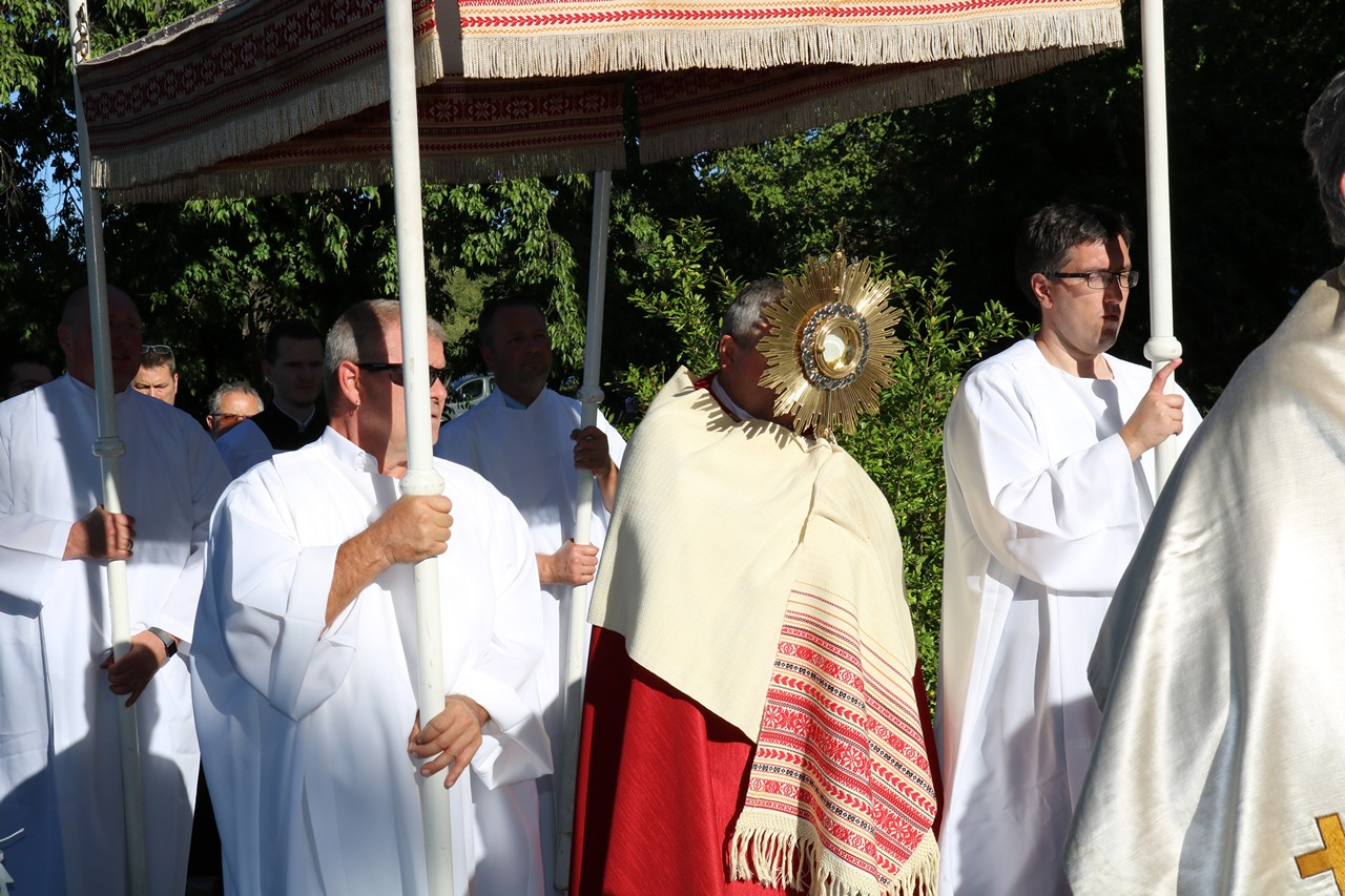 225_09_20_batai_zarandoklat034