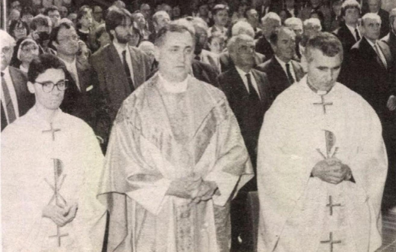 UjEmber_1994_06_05_265-266