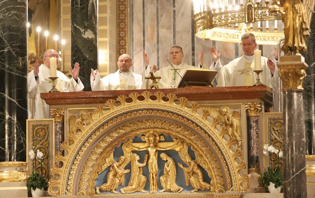 erseki_horvat_mise030