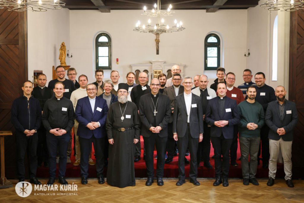 hivatasgondozasi_referensek