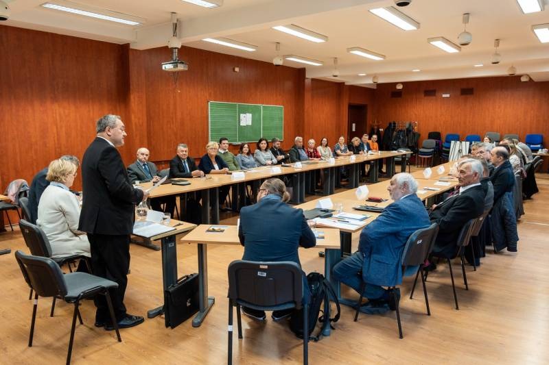 imageye___-_imgi_11_thumb_838_2024_10_04_kamme konferencia_11