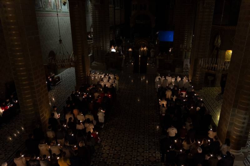 imageye___-_imgi_26_thumb_772_2024_03_30_nagyszombat_28