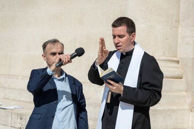 imageye___-_imgi_56_thumb_896_2025_04_05_terden allo rozsafuzer_68