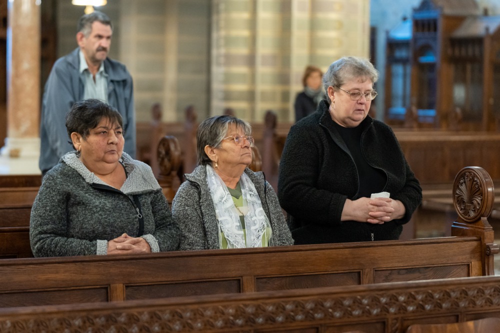 imageye___-_imgi_67_966_2025_10_07_juhasz tibor gyaszmise_12