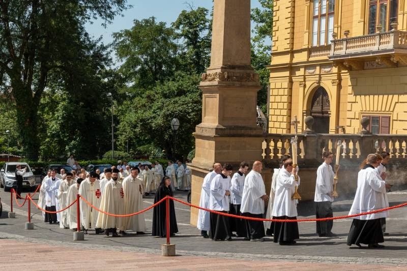 imgi_7_thumb_804_2024_06_29_MM_BL_jubileum_04