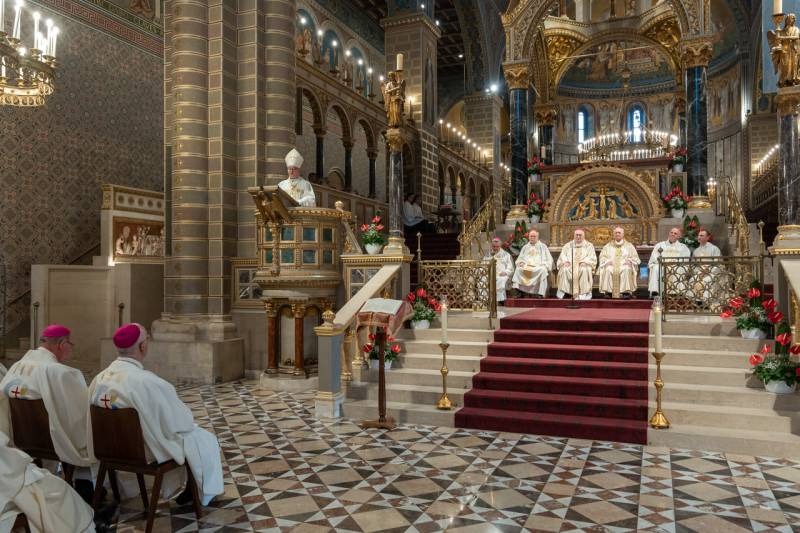 imgi_90_thumb_804_2024_06_29_MM_BL_jubileum_90