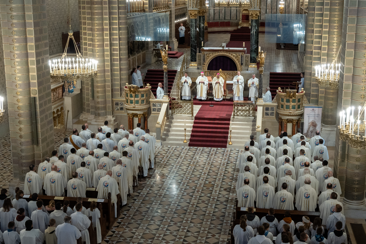 2026_04_02_olajszenteles_44