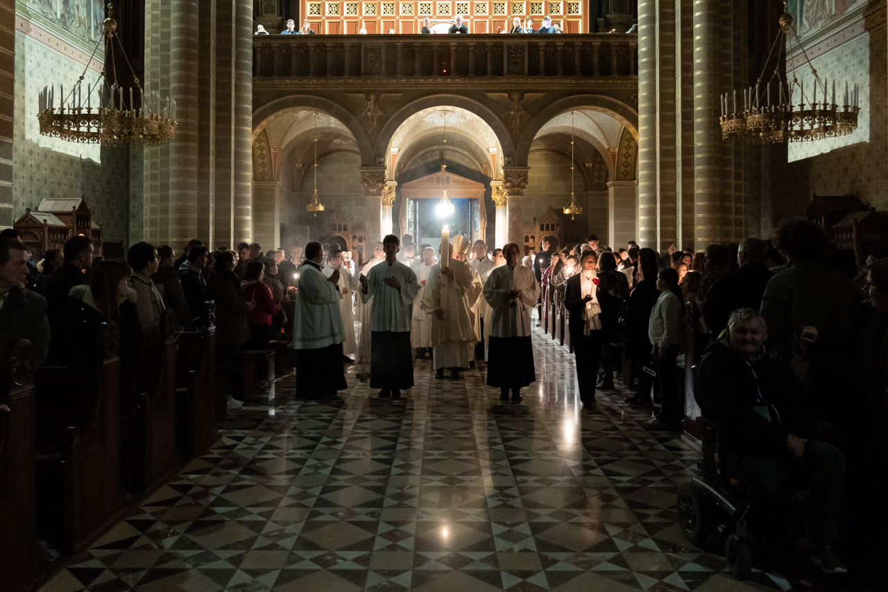 2026_04_04_nagyszombat_16