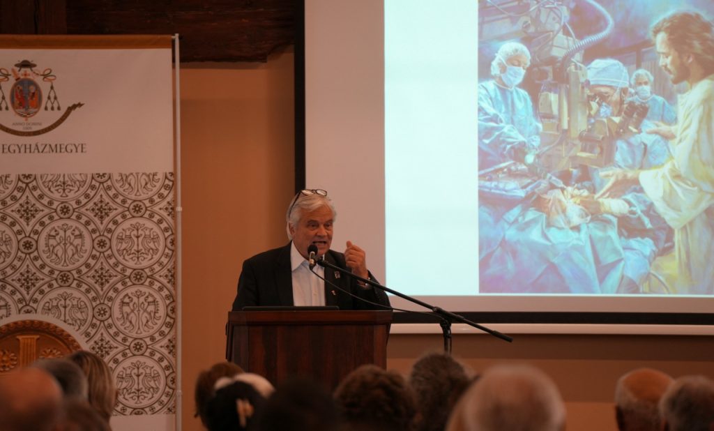 Krisztus-a-tudomany-Megvaltoja-11