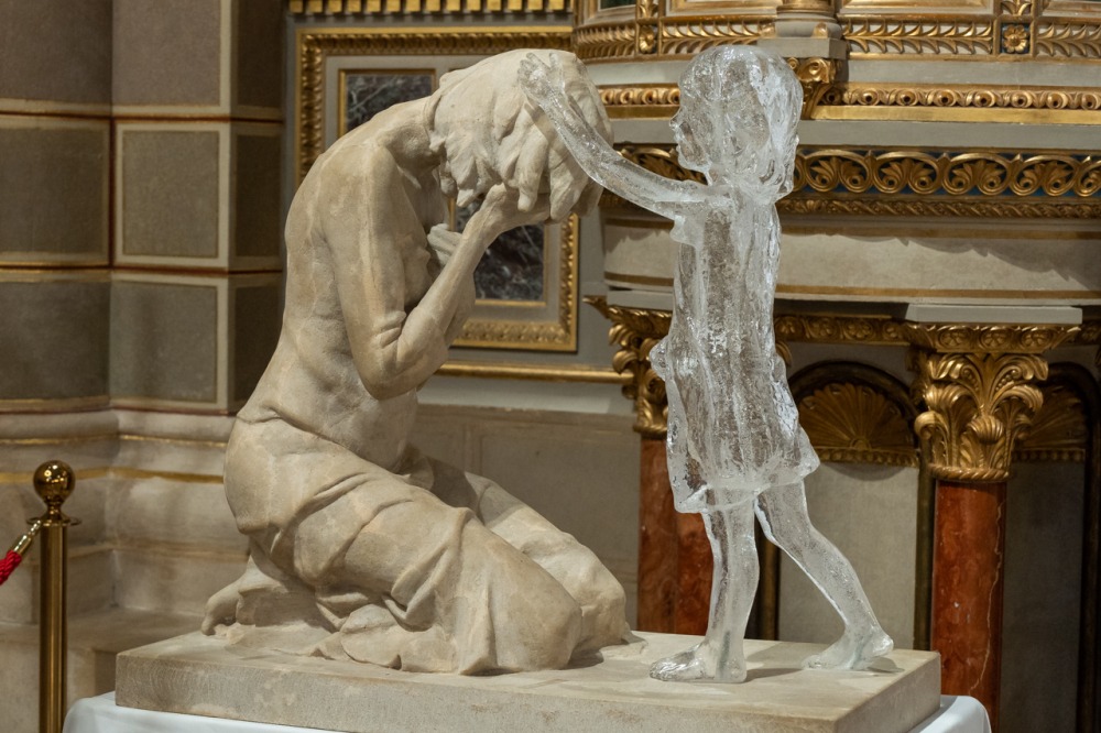 imageye___-_imgi_32_923_2025_05_28_vandorszobor_10