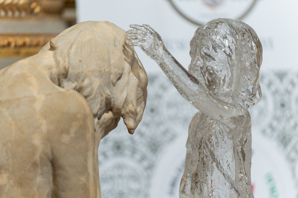 imageye___-_imgi_34_923_2025_05_28_vandorszobor_06