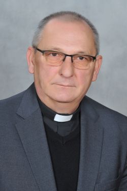 csuzdi-illes